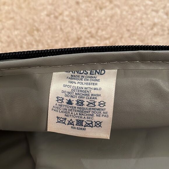 LANDS END KIDS LUNCH BOX - Picture 10 of 12